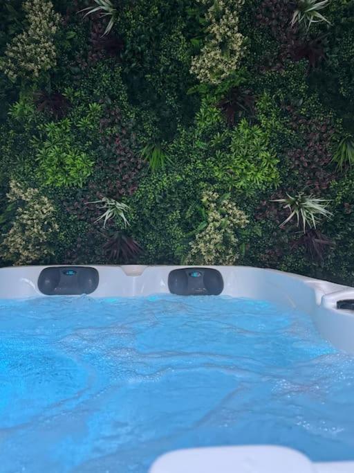 בר-לה-דוק Luxury Room - Havre De Paix Avec Jacuzzi Prive מראה חיצוני תמונה